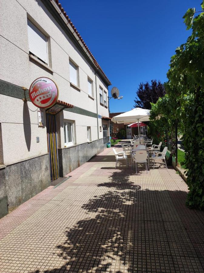 Albergue Santa Ana San Martín del Camino Exteriér fotografie